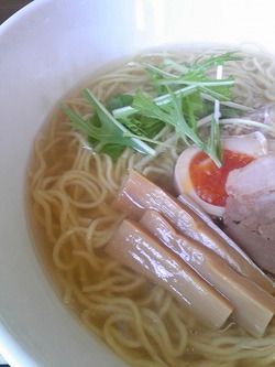 実食麺：しおらあめん（大）＠麺道場 空太郎